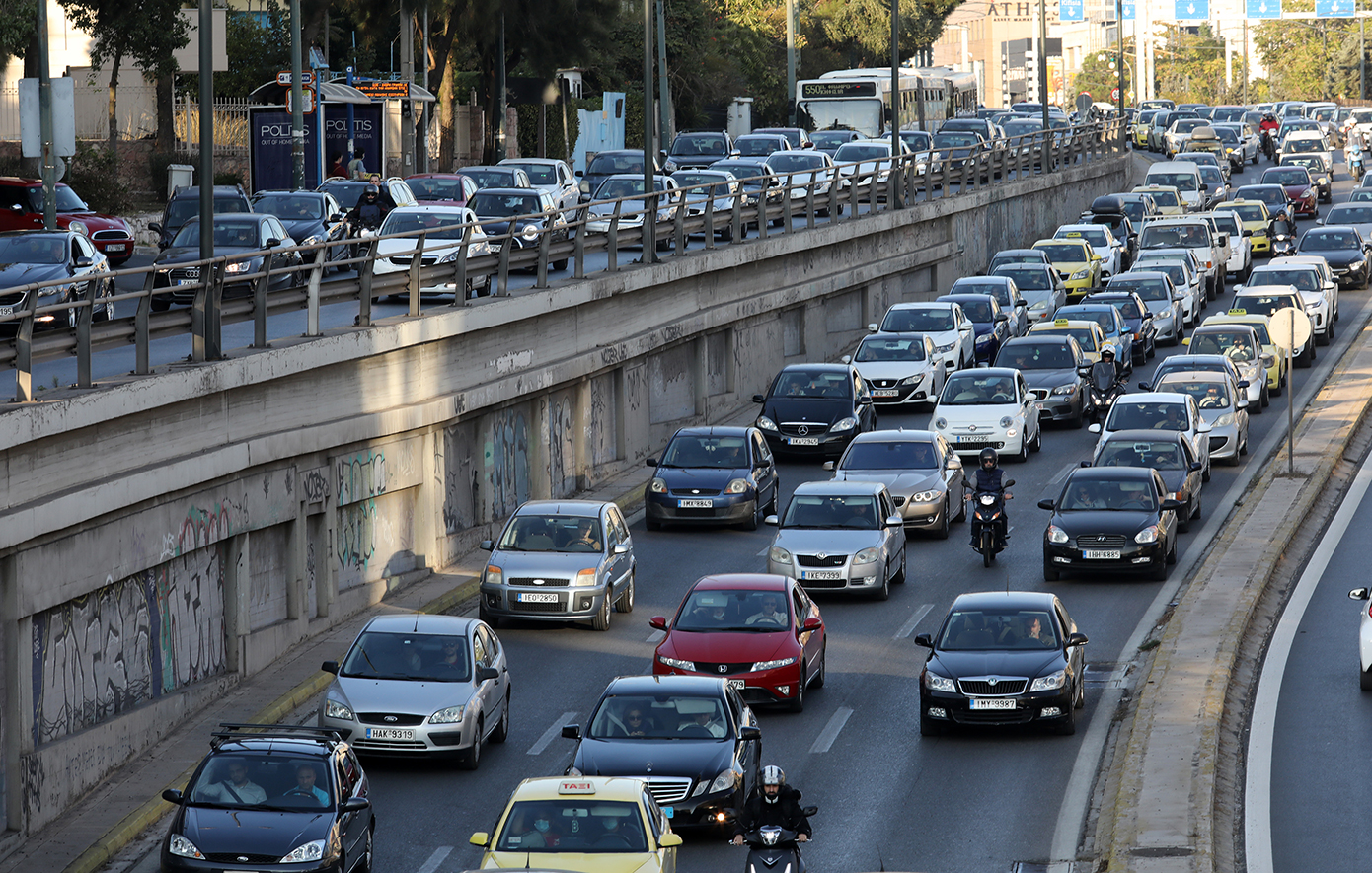 Αυξημένη Κίνηση και Καθυστερήσεις στους Δρόμους της Αθήνας σήμερα 23 Οκτωβρίου