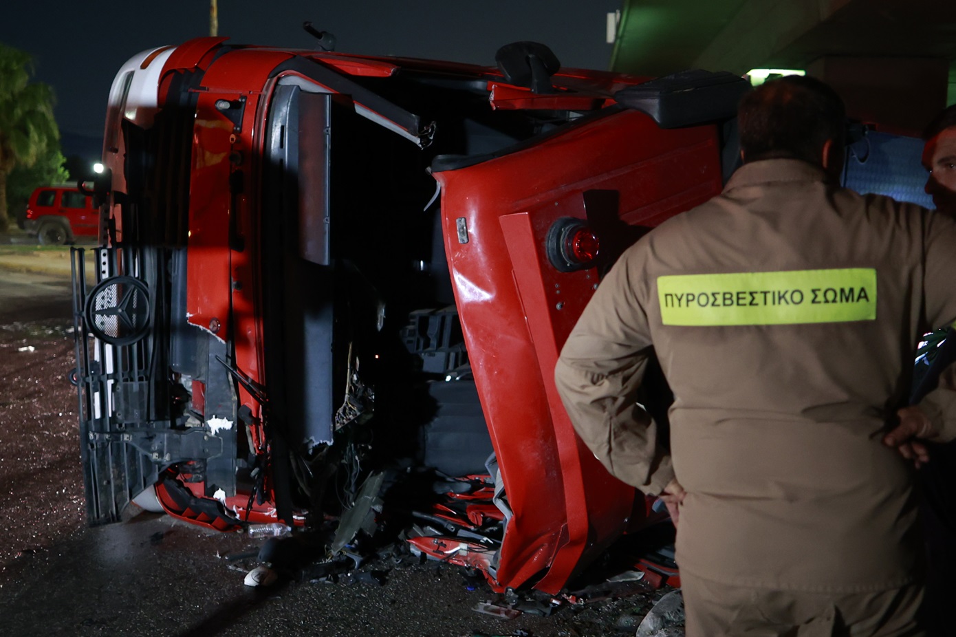 Θανάσιμος τραυματισμός οδηγού σε τροχαίο με πυροσβεστικό όχημα στον Ασπρόπυργο